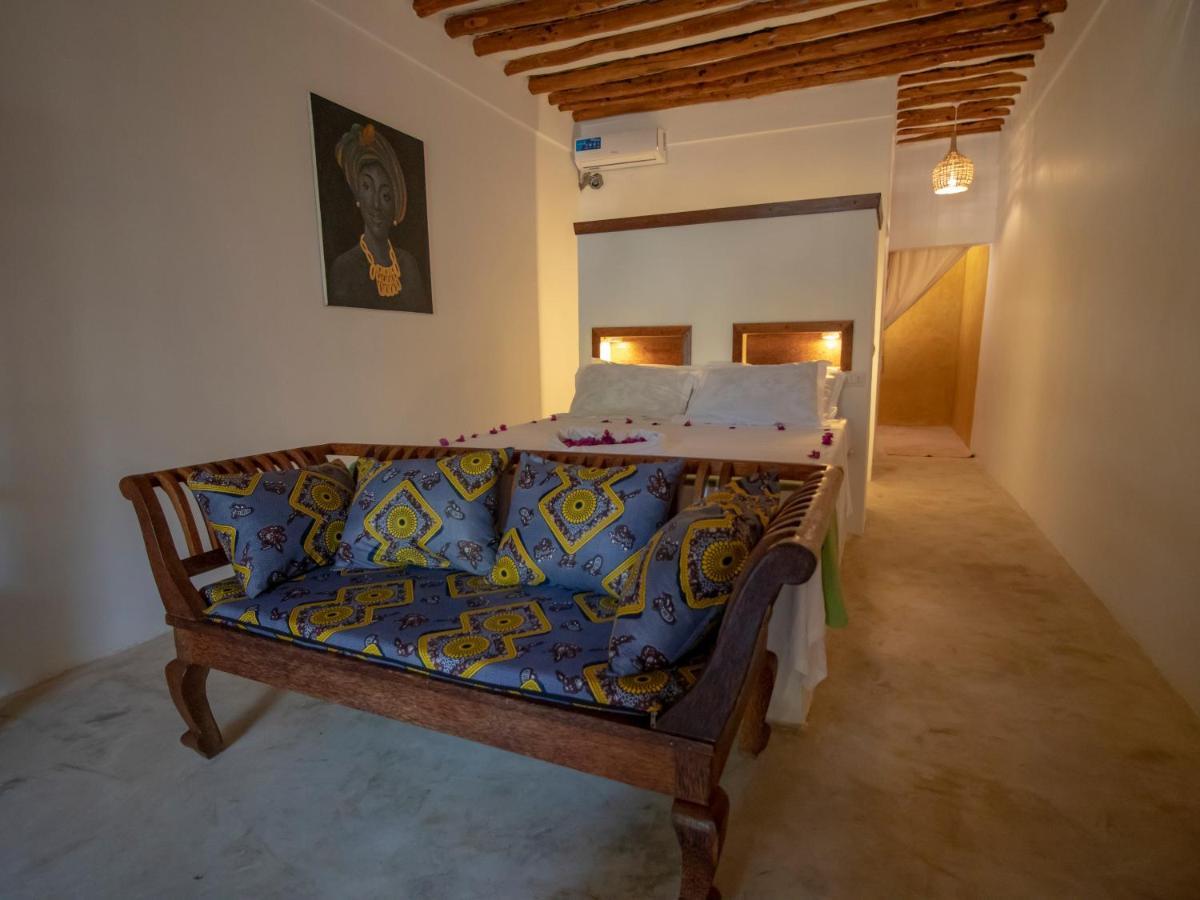 Tropical Boutique Hotel & Resto Pingwe Luaran gambar