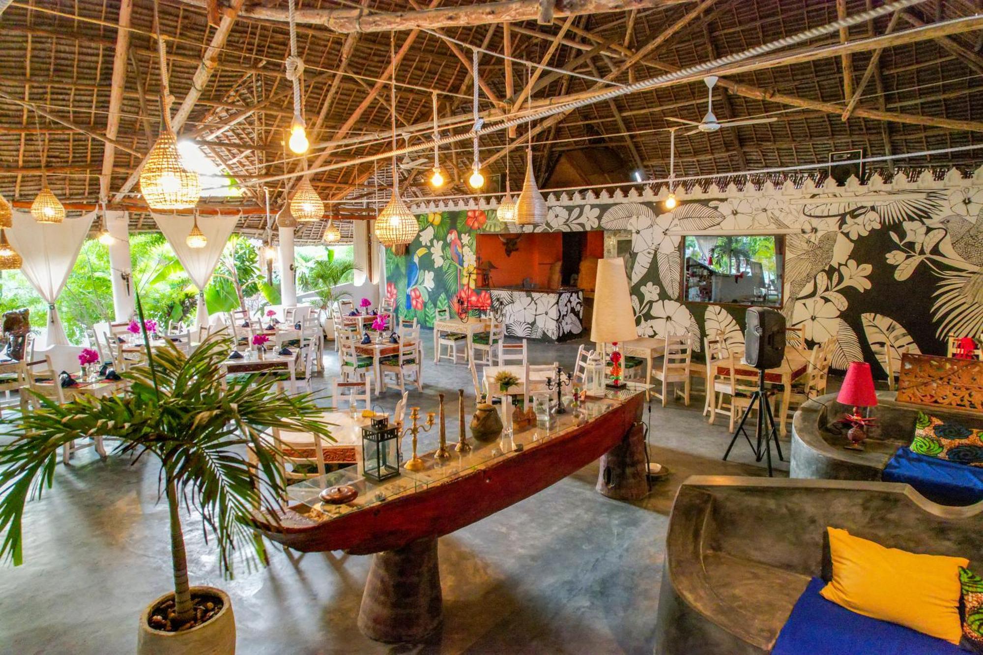 Tropical Boutique Hotel & Resto Pingwe Luaran gambar